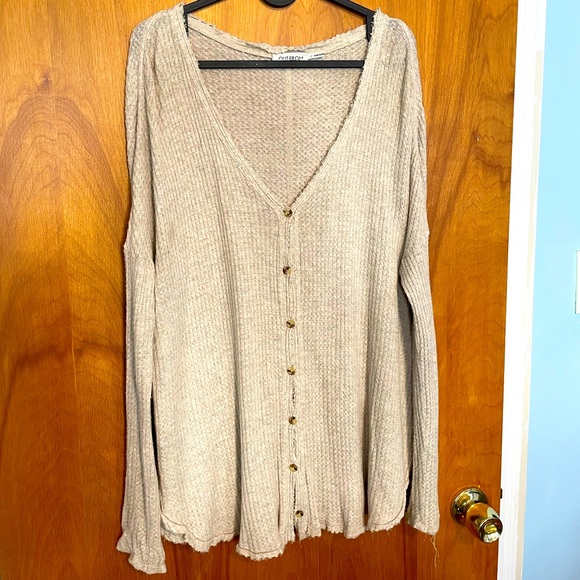 Urban outfitters Out From Under Beige Jojo Button Down Thermal Long Sleeve Shirt - Picture 3 of 6